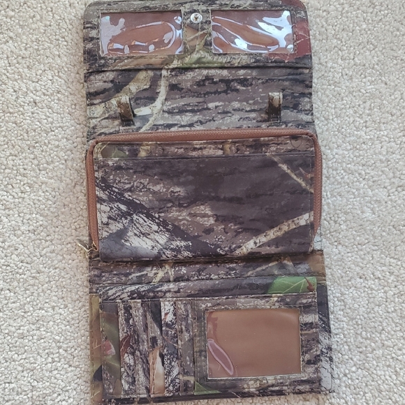 Studded Camouflage Clutch - Picture 3 of 5